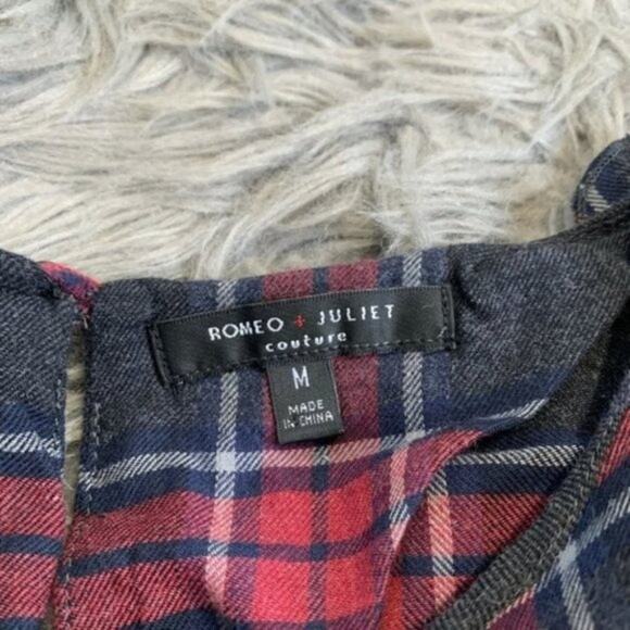 Romeo + Juliet Couture long sleeve plaid Ruffle top red gray sz M - Picture 8 of 12